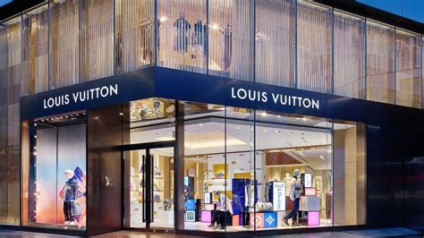 louis vuitton tokyo city guide|louis vuitton tokyo shinjuku store.